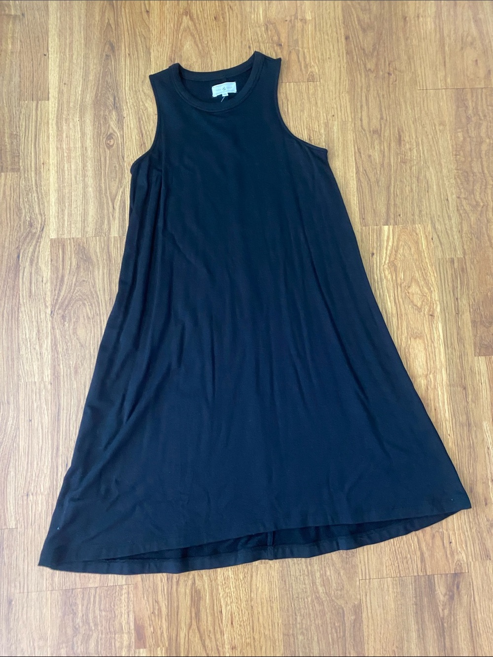 BNWT Lou & Grey Black Sleeveless A-Line Midi Dress